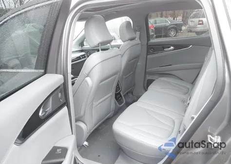 2022 Lincoln Nautilus Reserve z USA, uszkodzony, nr VIN 2LMPJ8KP8NBL01142